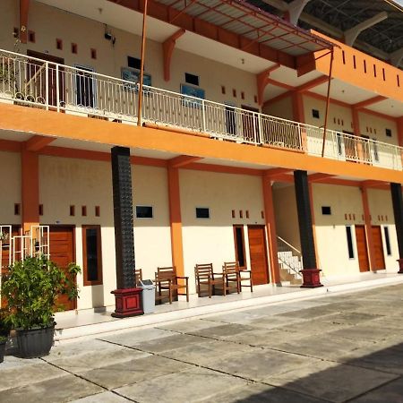 Penginapan Intan Bandara Padang  Ngoại thất bức ảnh