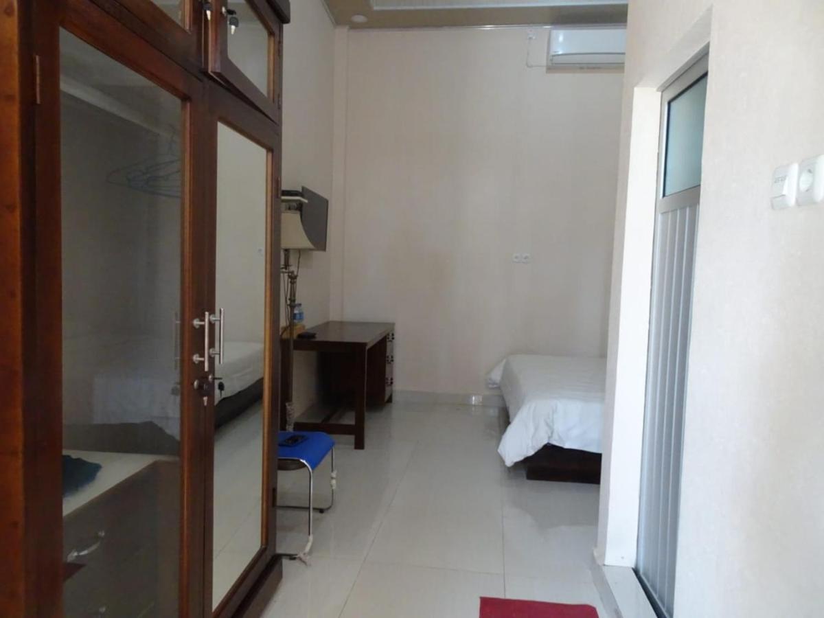 Penginapan Intan Bandara Padang  Ngoại thất bức ảnh